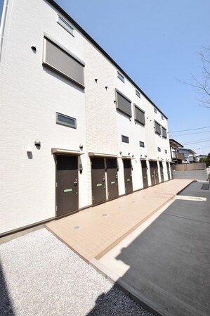 バーミープレイス東小金井の物件外観写真